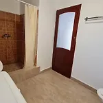 Pensjonat Sarudi Vendeghaz *