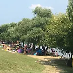 Sarudi Vendeghaz *