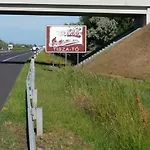 Pensjonat Sarudi Vendeghaz *