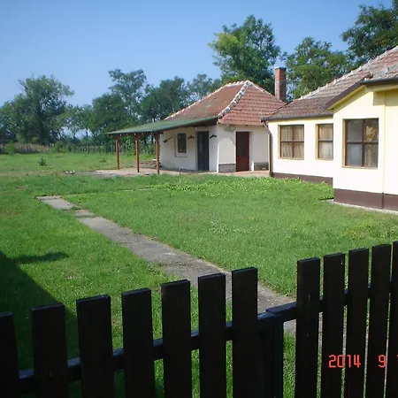 Vendégház Sarudi