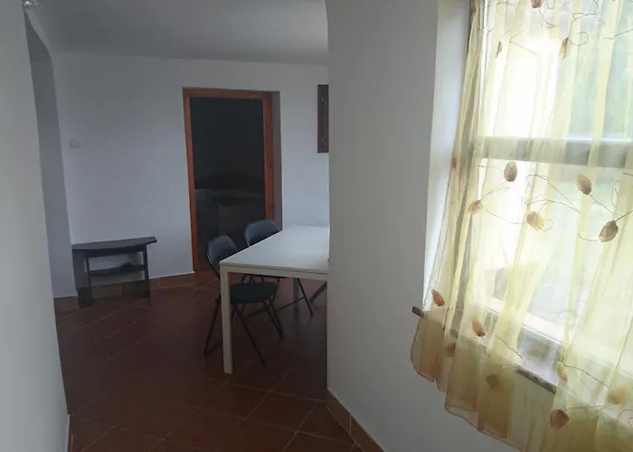 Pensión Sarudi *