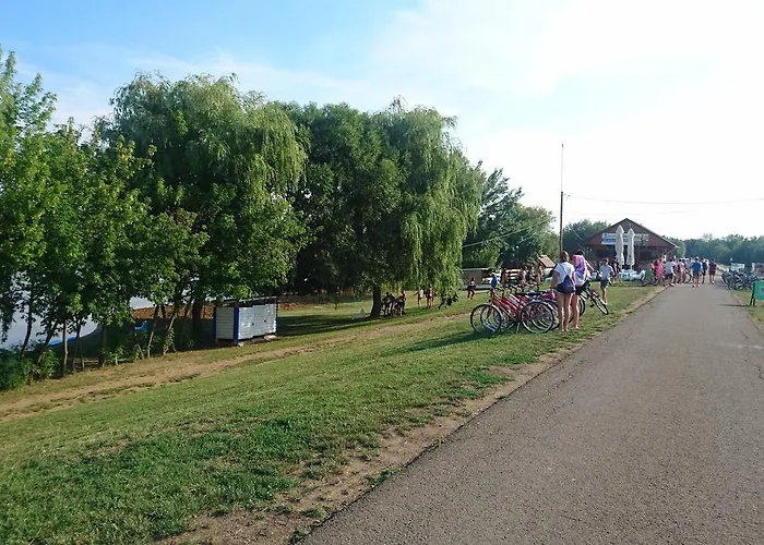 Sarudi Maison d'hôtes *